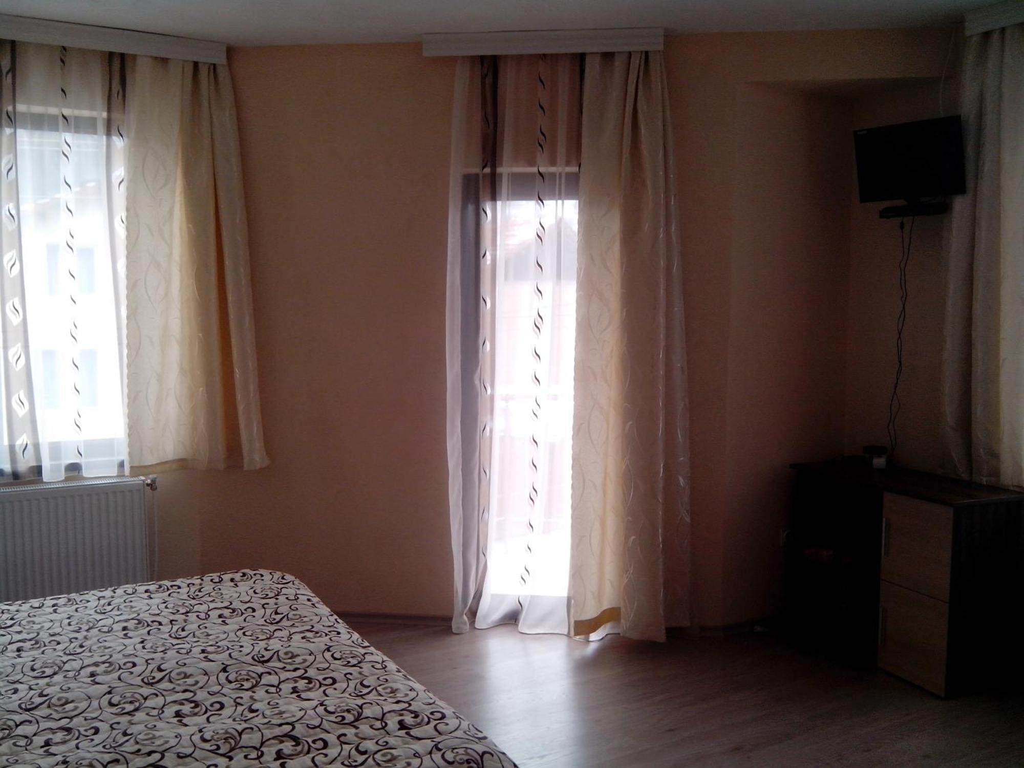 Hotel Advel Guest Hous Madzhare Exterior foto