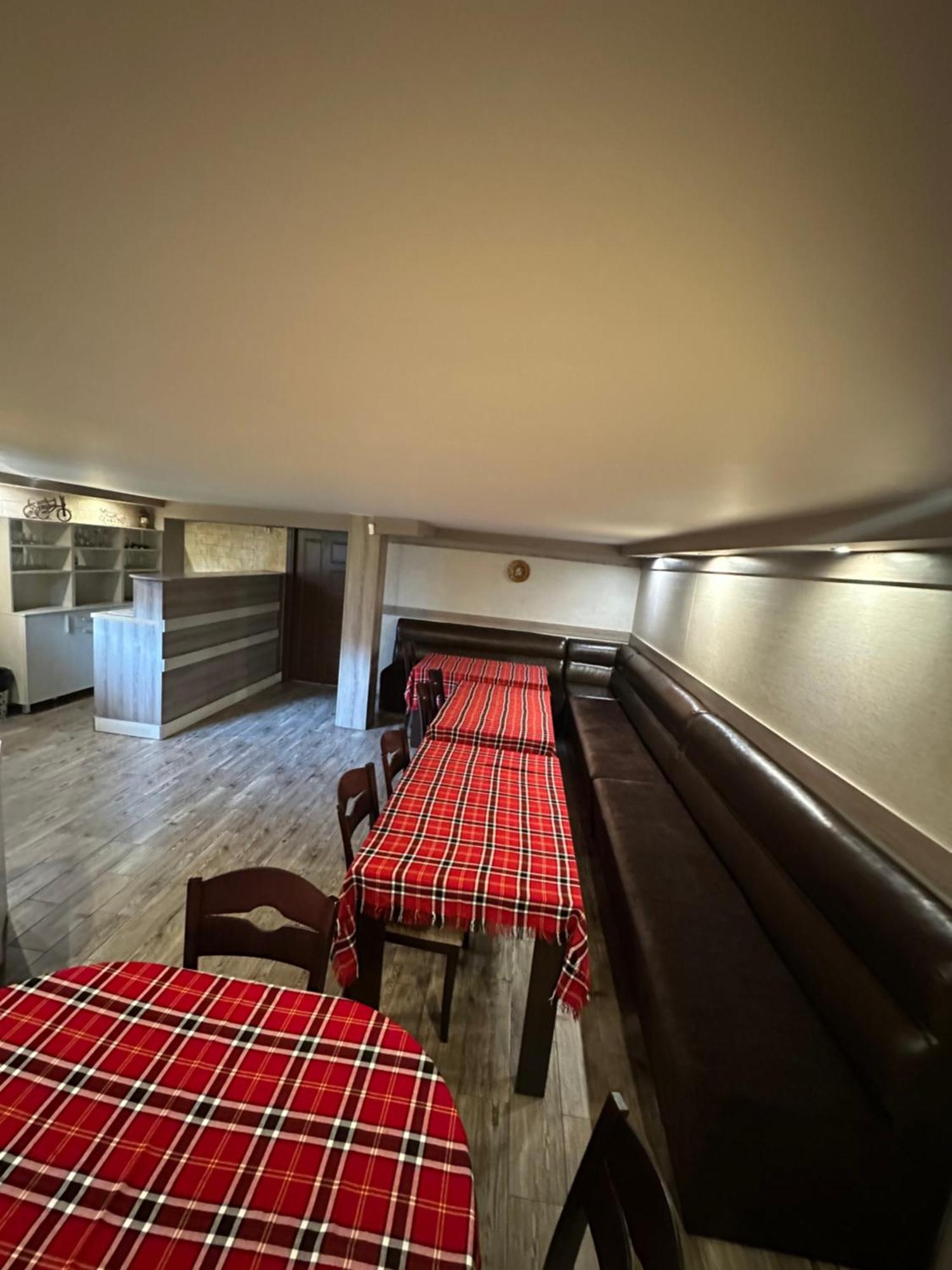 Hotel Advel Guest Hous Madzhare Exterior foto